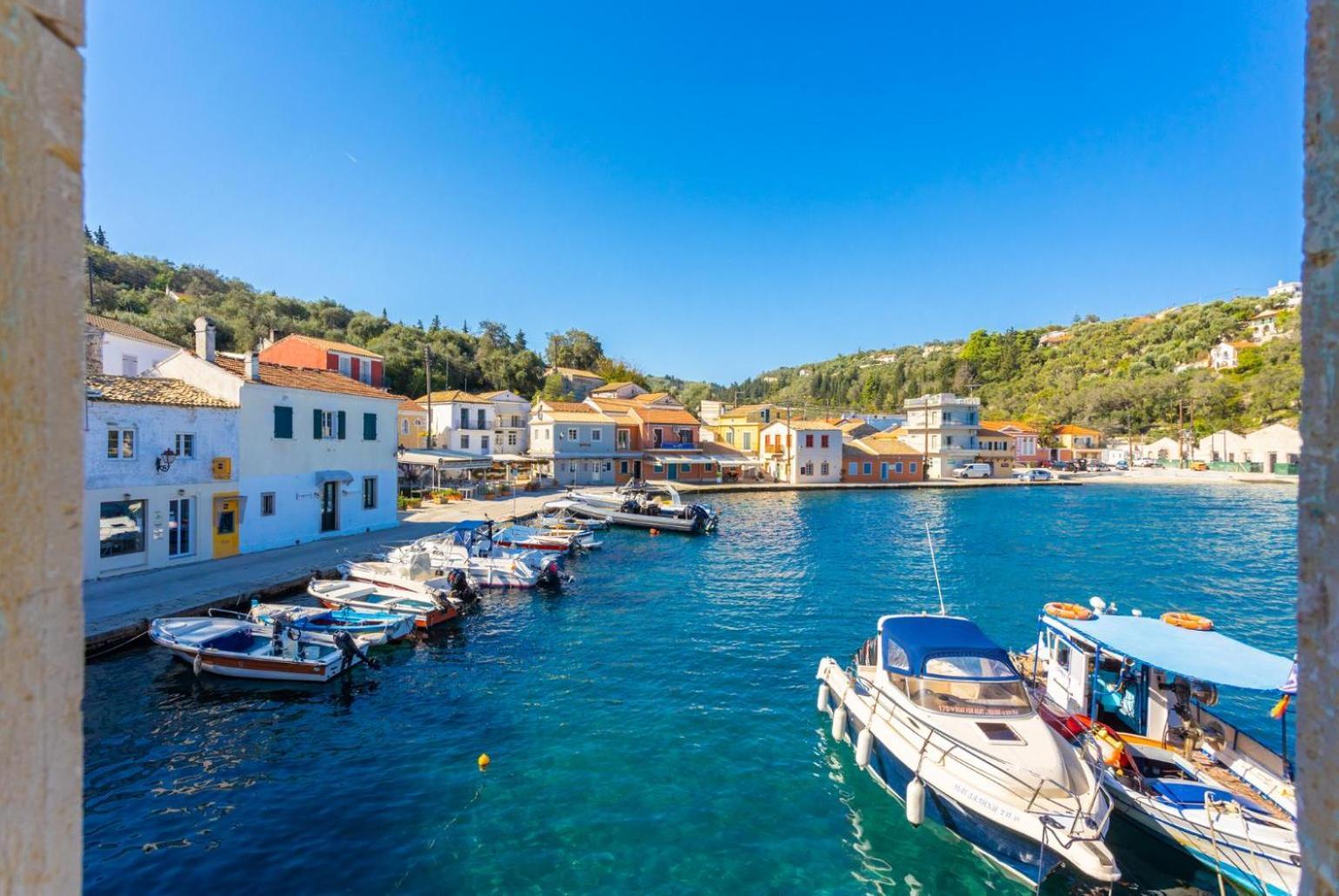 Spiros Jetty House Apartment Longós Exterior photo